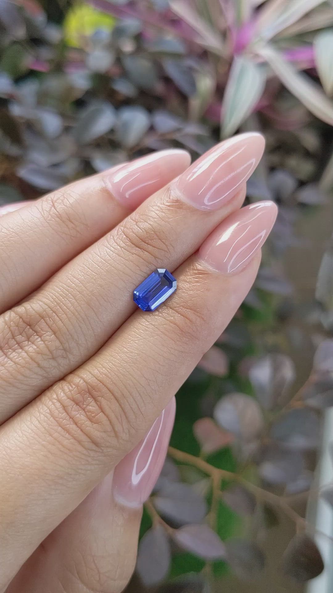 1.09 Ct. Blue Sapphire from Ceylon (Sri Lanka) Size Video