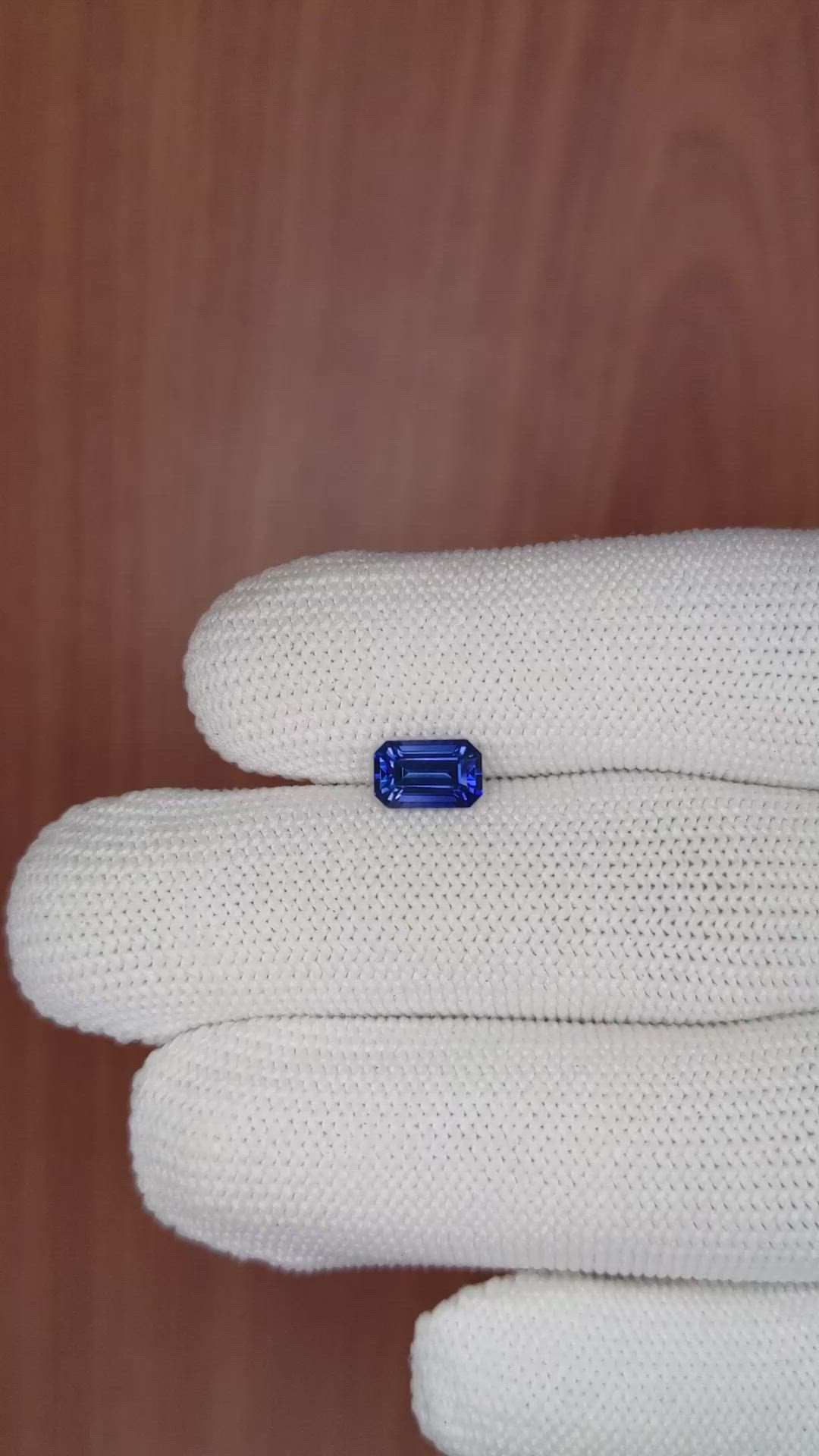 1.24 Ct. Blue Sapphire from Ceylon (Sri Lanka) Size Video