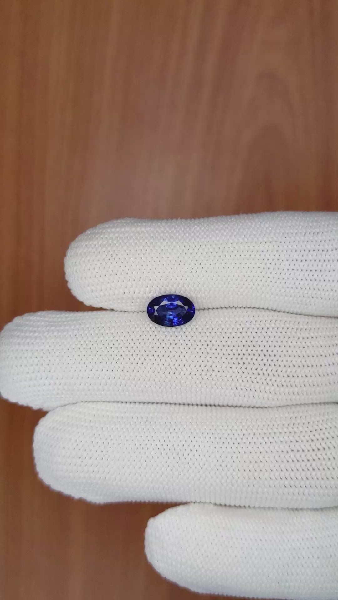 1.45 Ct. Blue Sapphire from Ceylon (Sri Lanka) Size Video