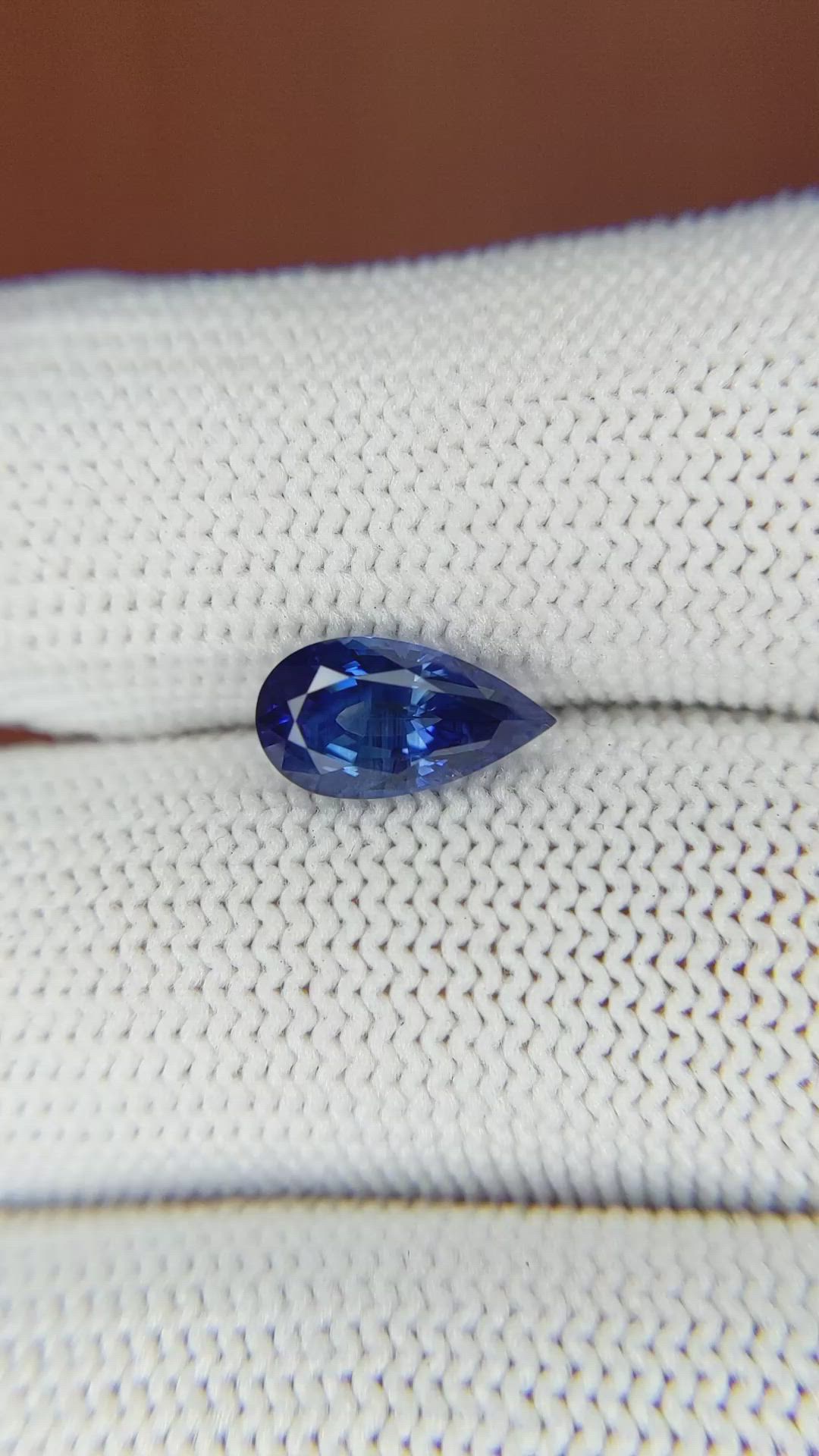 2.02 Ct. Blue Sapphire from Ceylon (Sri Lanka) Size Video