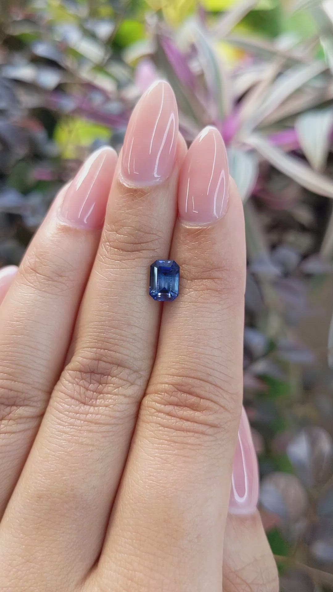1.57 Ct. Blue Sapphire from Ceylon (Sri Lanka) Size Video