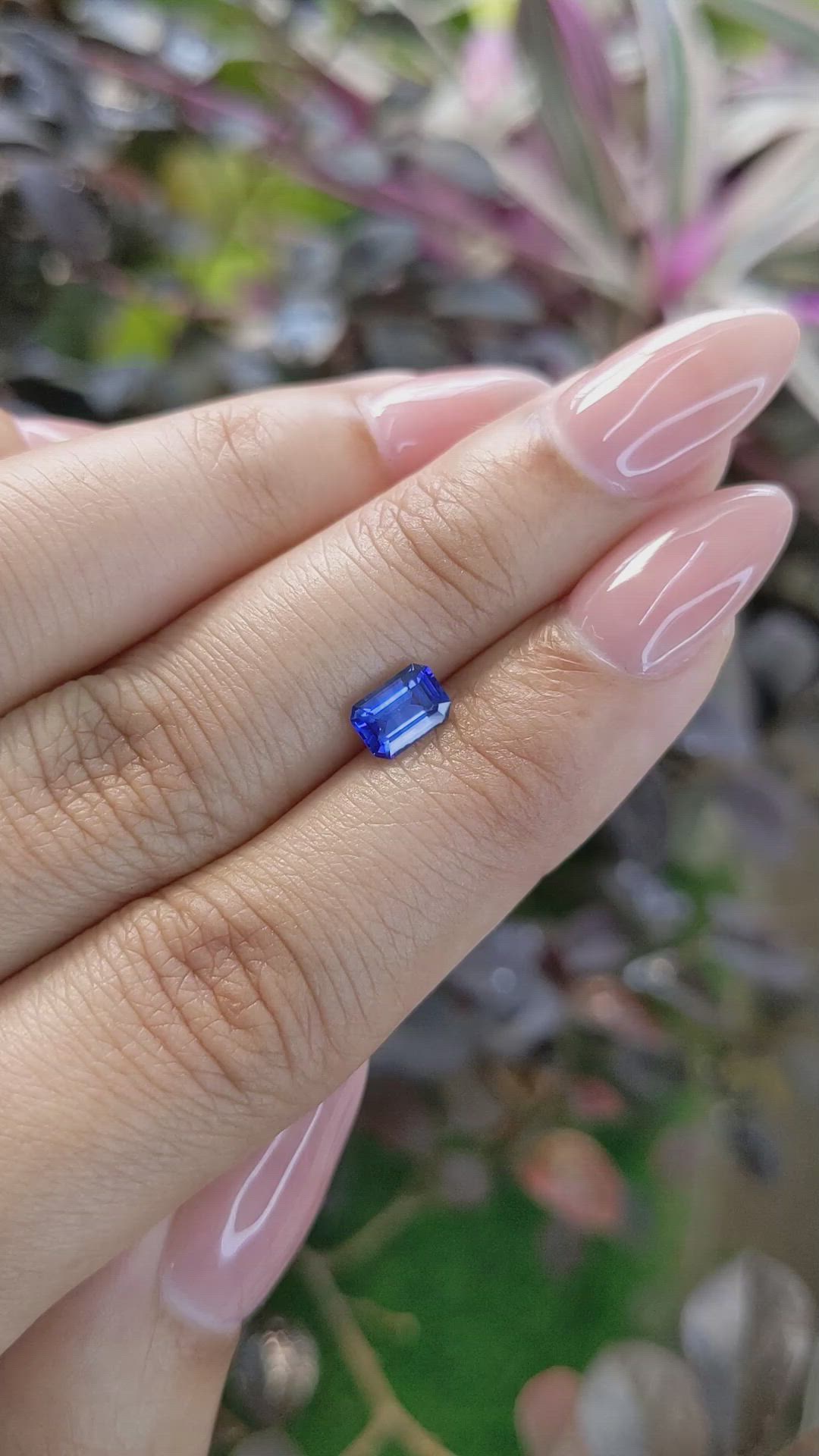 0.85 Ct. Blue Sapphire from Ceylon (Sri Lanka) Size Video