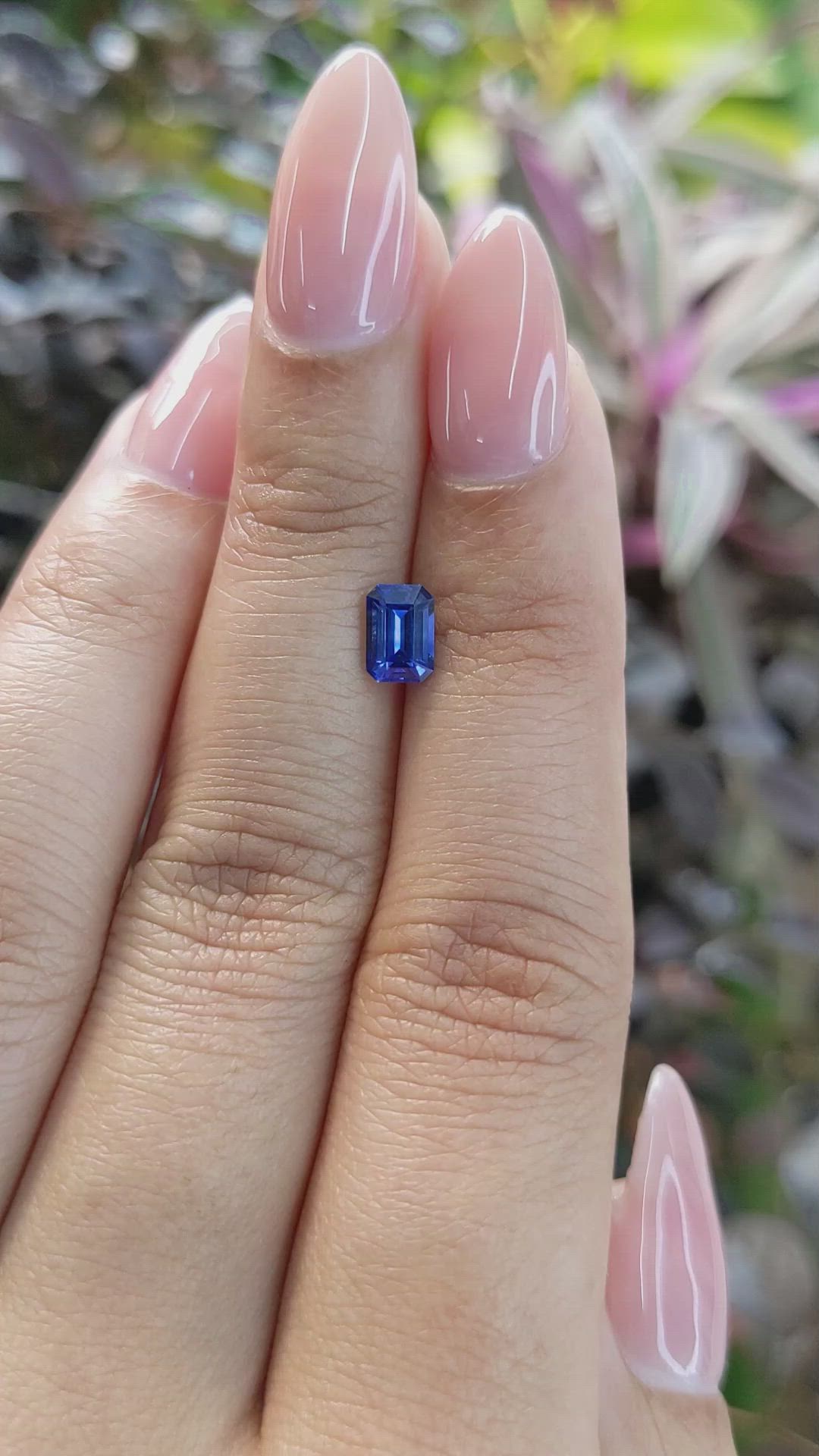 0.85 Ct. Blue Sapphire from Ceylon (Sri Lanka) Size Video