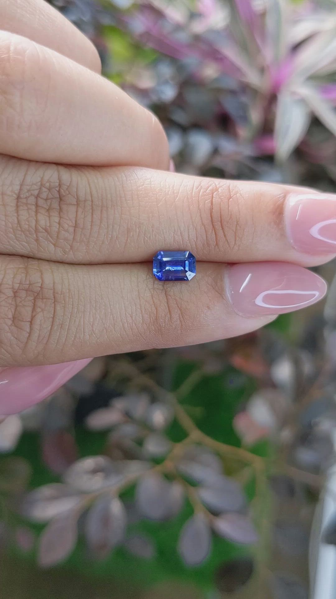 0.97 Ct. Blue Sapphire from Ceylon (Sri Lanka) Size Video