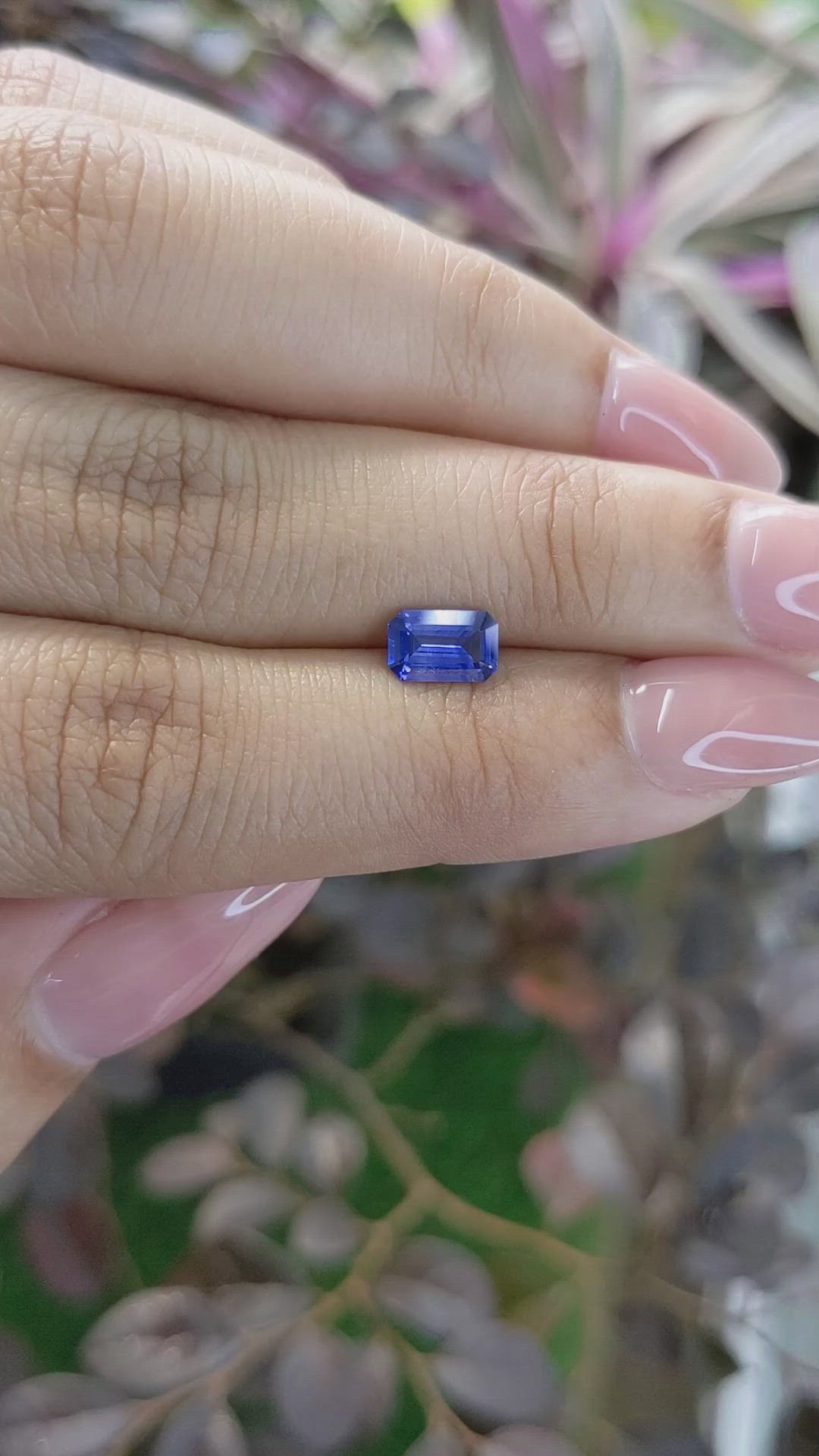 0.89 Ct. Blue Sapphire from Ceylon (Sri Lanka) Size Video