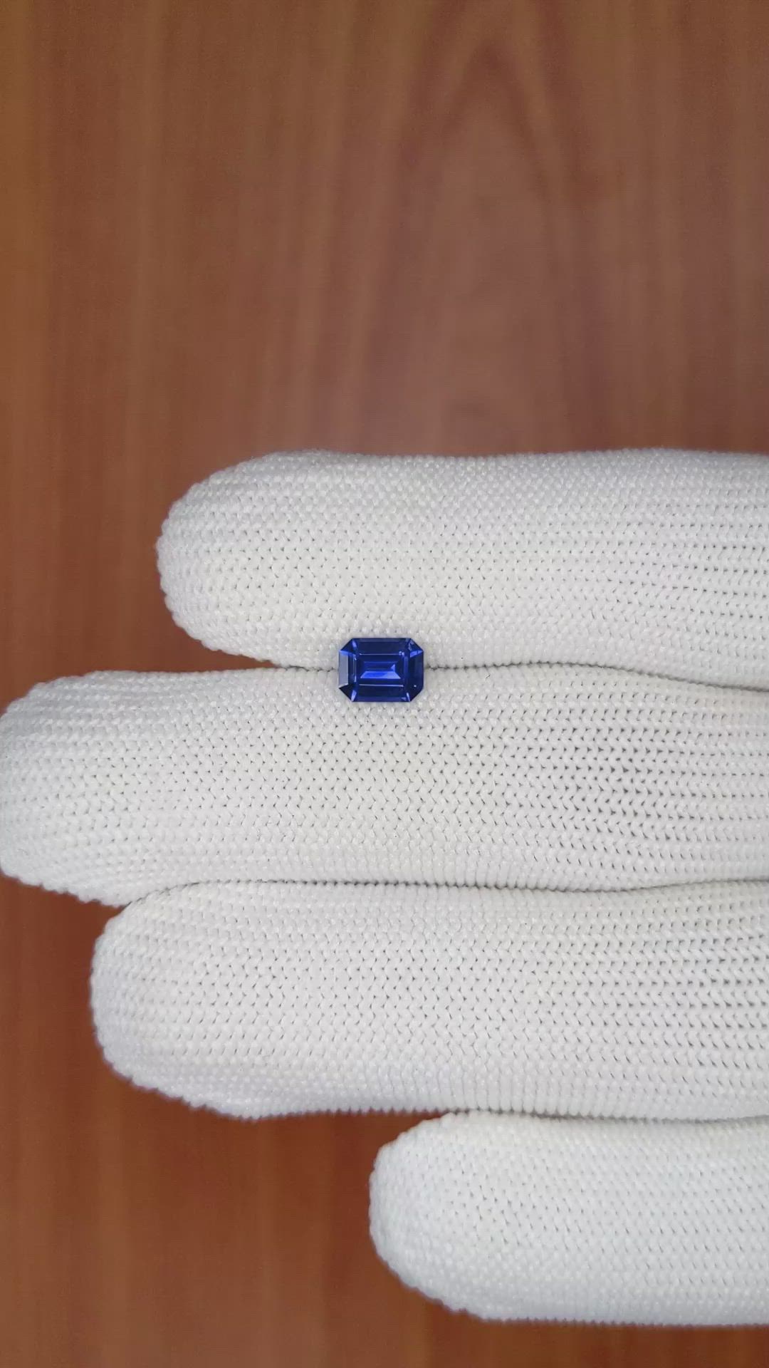 0.88 Ct. Blue Sapphire from Ceylon (Sri Lanka) Size Video