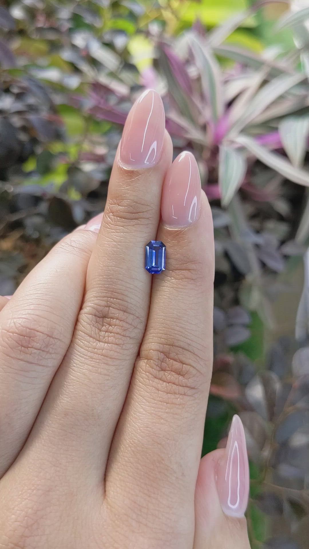 0.91 Ct. Blue Sapphire from Ceylon (Sri Lanka) Size Video
