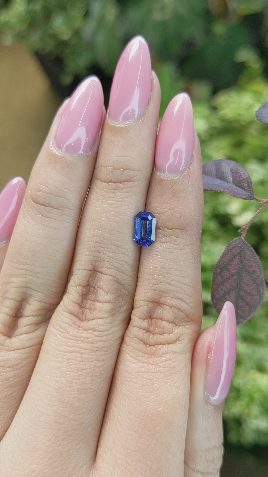 1.02 Ct. Blue Sapphire from Ceylon (Sri Lanka) Size Video