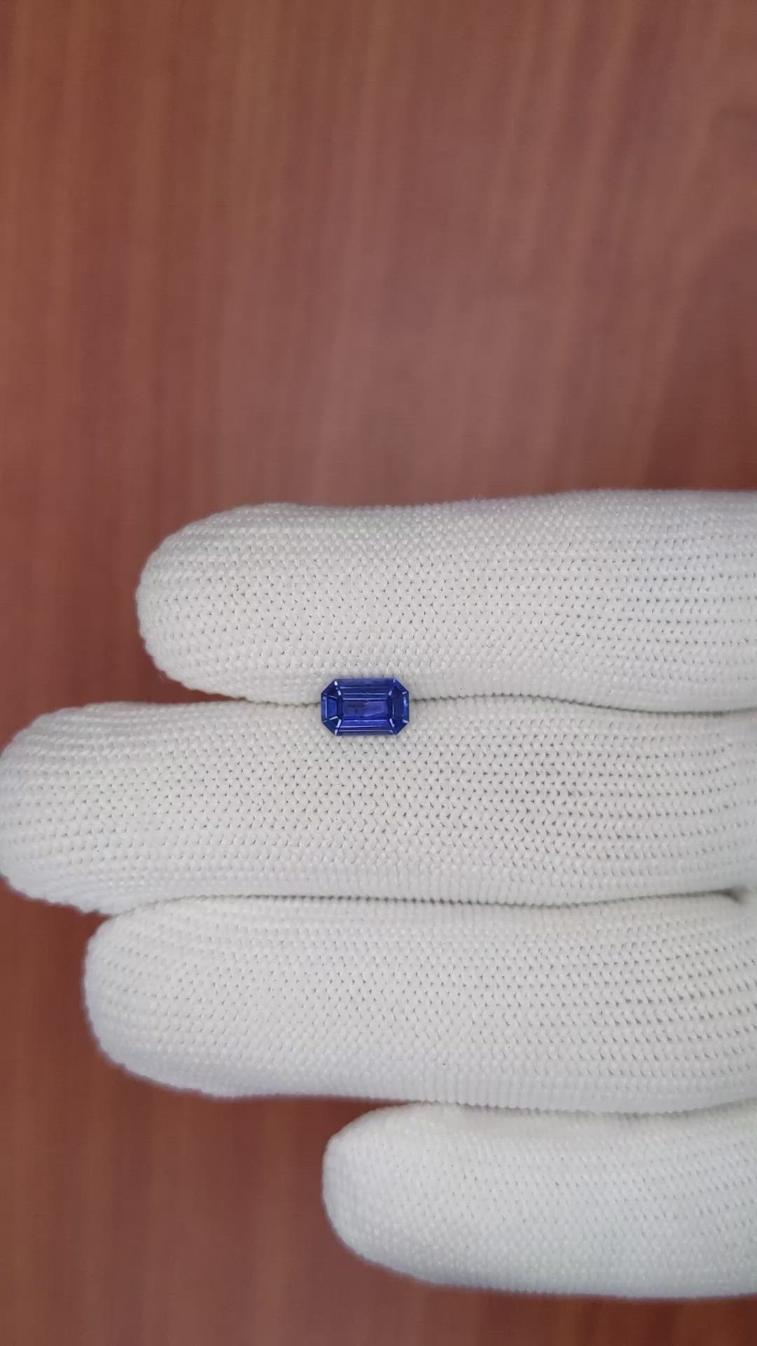 0.94 Ct. Blue Sapphire from Ceylon (Sri Lanka) Size Video