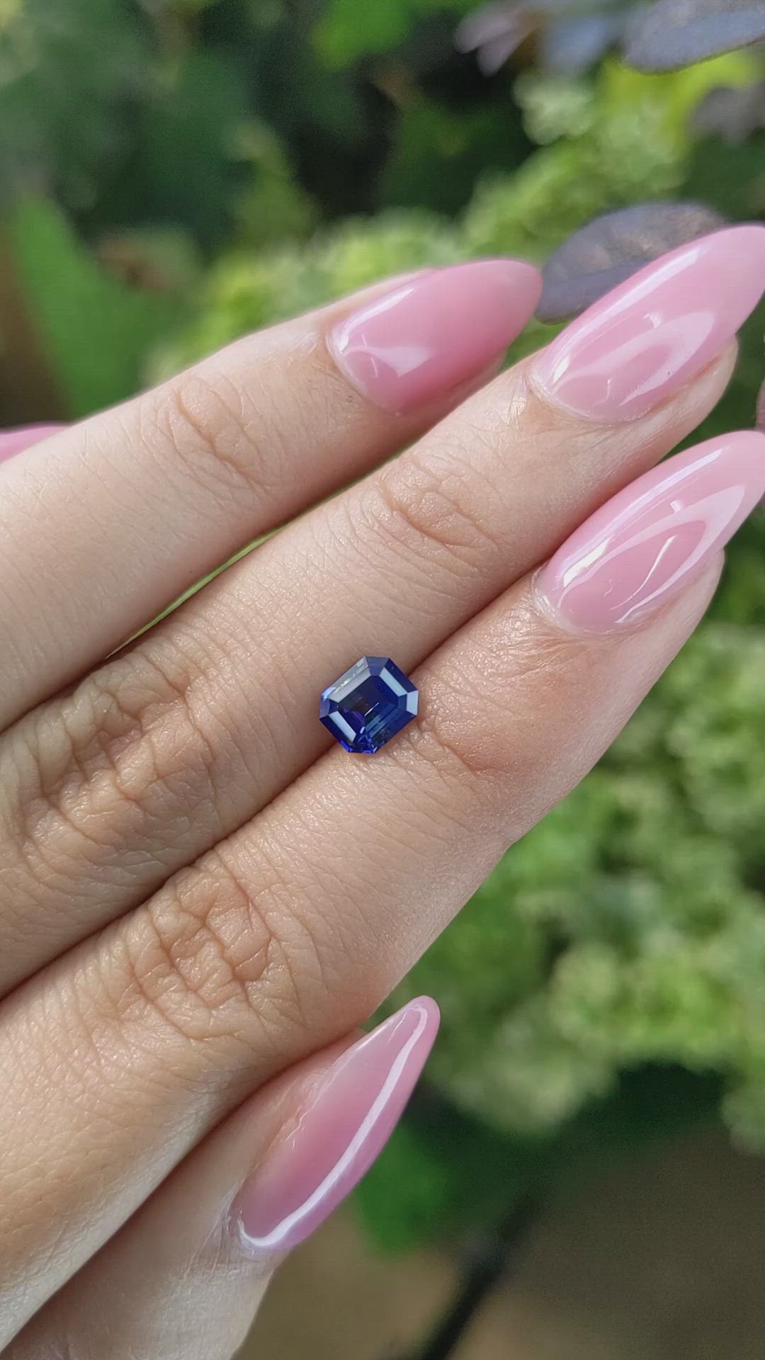 1.06 Ct. Blue Sapphire from Ceylon (Sri Lanka) Size Video