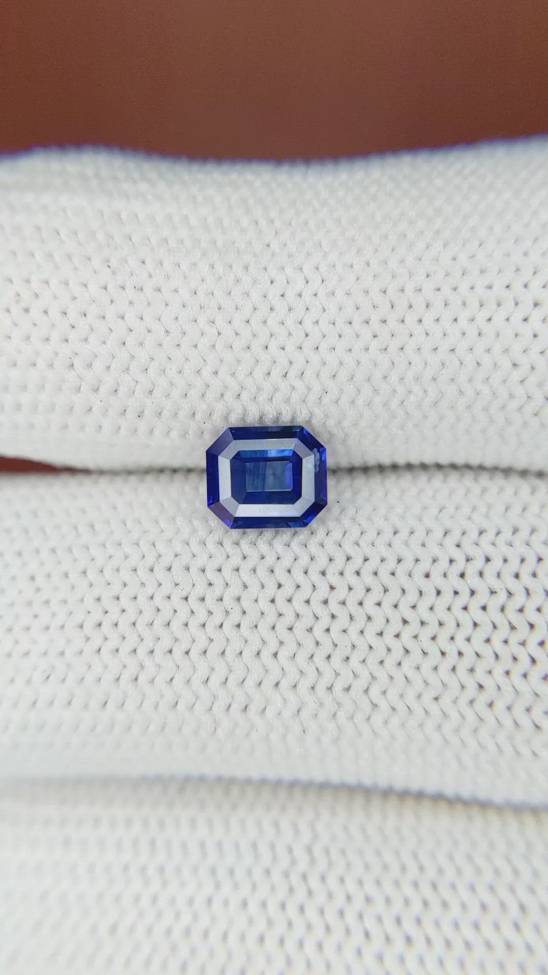 1.06 Ct. Blue Sapphire from Ceylon (Sri Lanka) Size Video