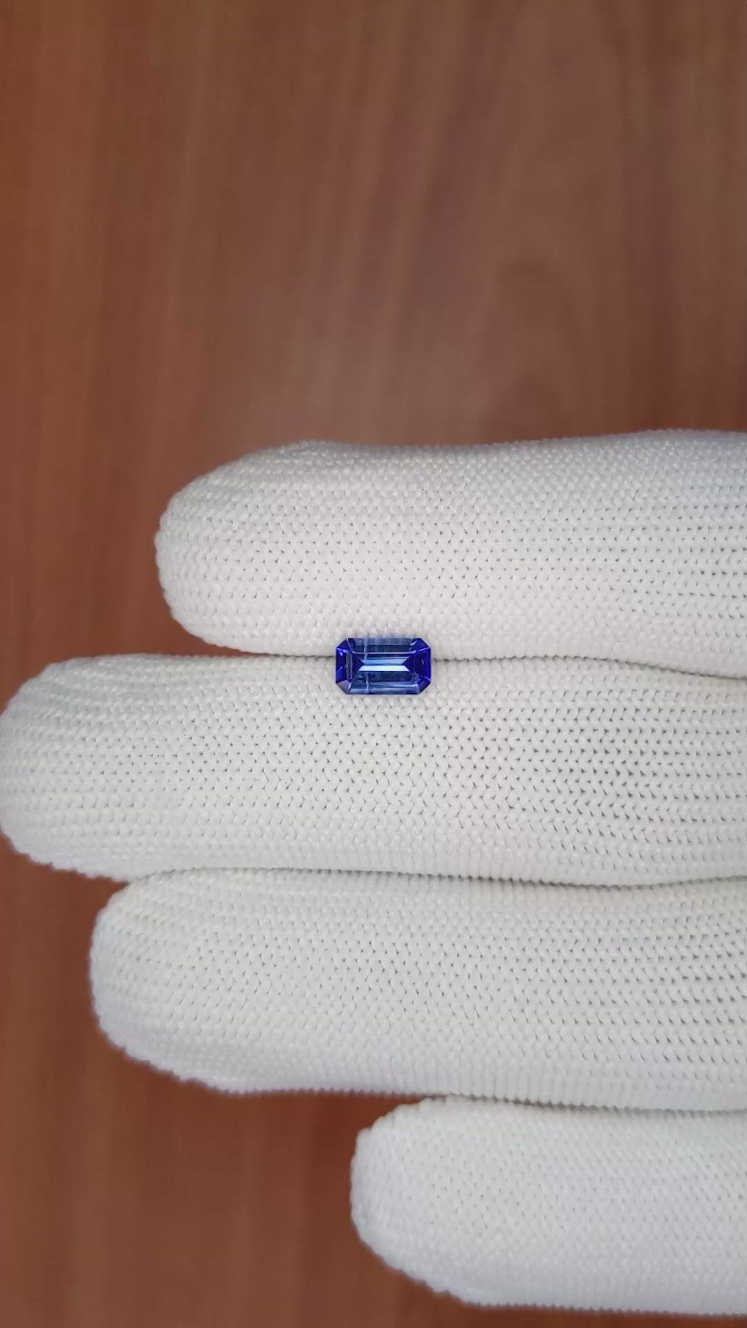 0.77 Ct. Blue Sapphire from Ceylon (Sri Lanka) Size Video