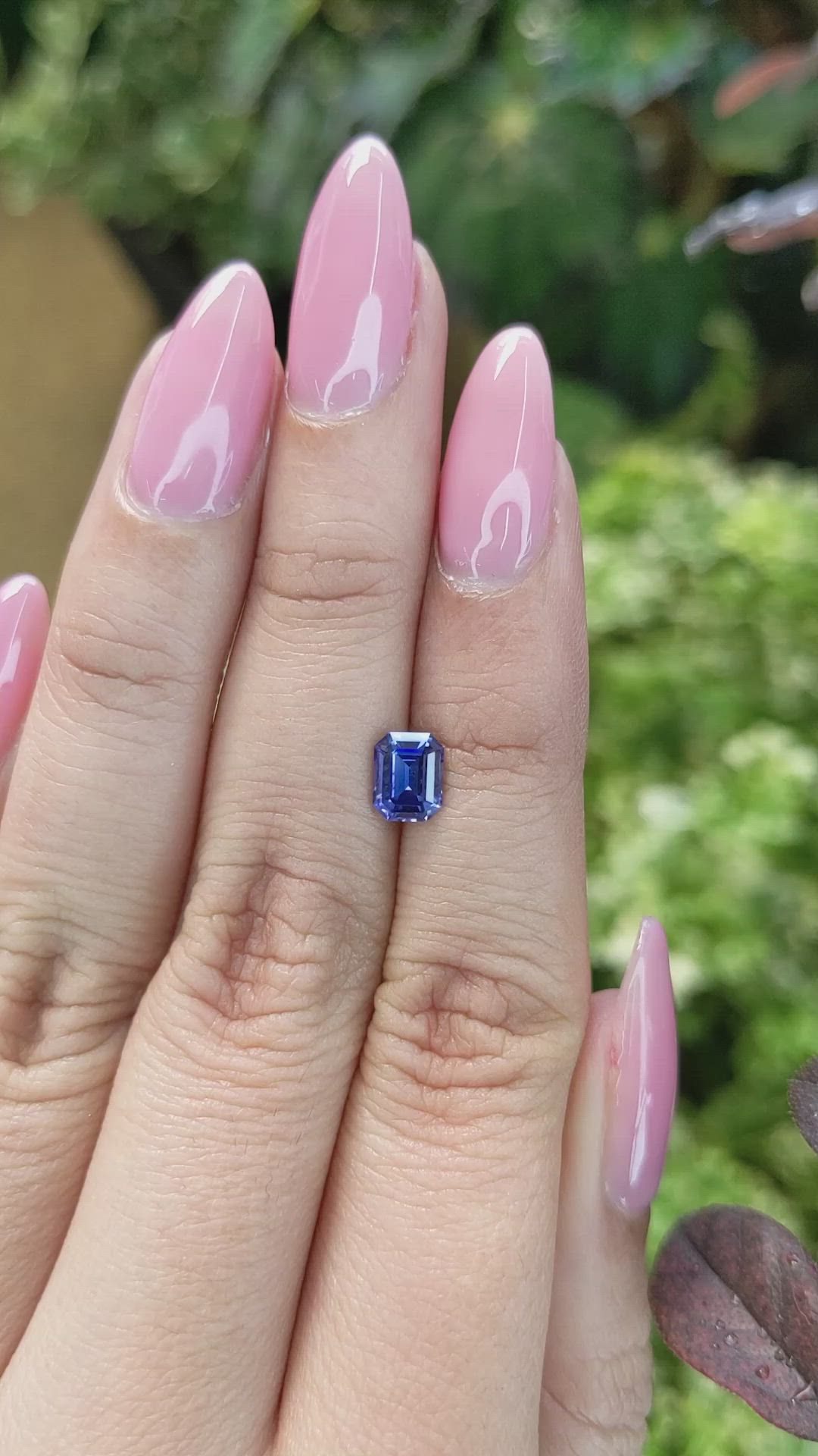 1.01 Ct. Blue Sapphire from Ceylon (Sri Lanka) Size Video
