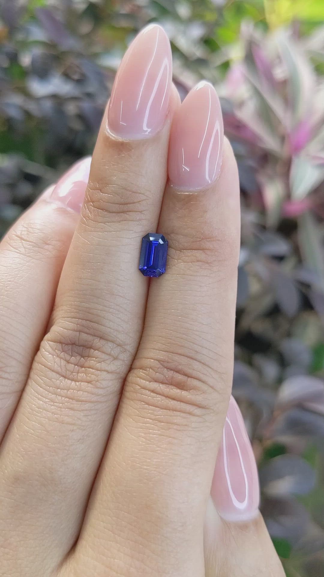 0.91 Ct. Blue Sapphire from Ceylon (Sri Lanka) Size Video