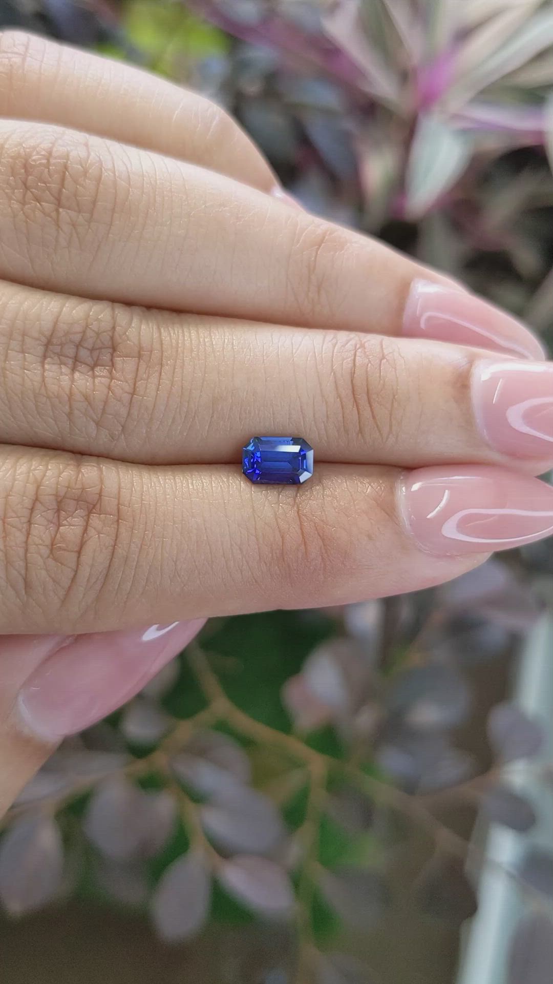 1.06 Ct. Blue Sapphire from Ceylon (Sri Lanka) Size Video