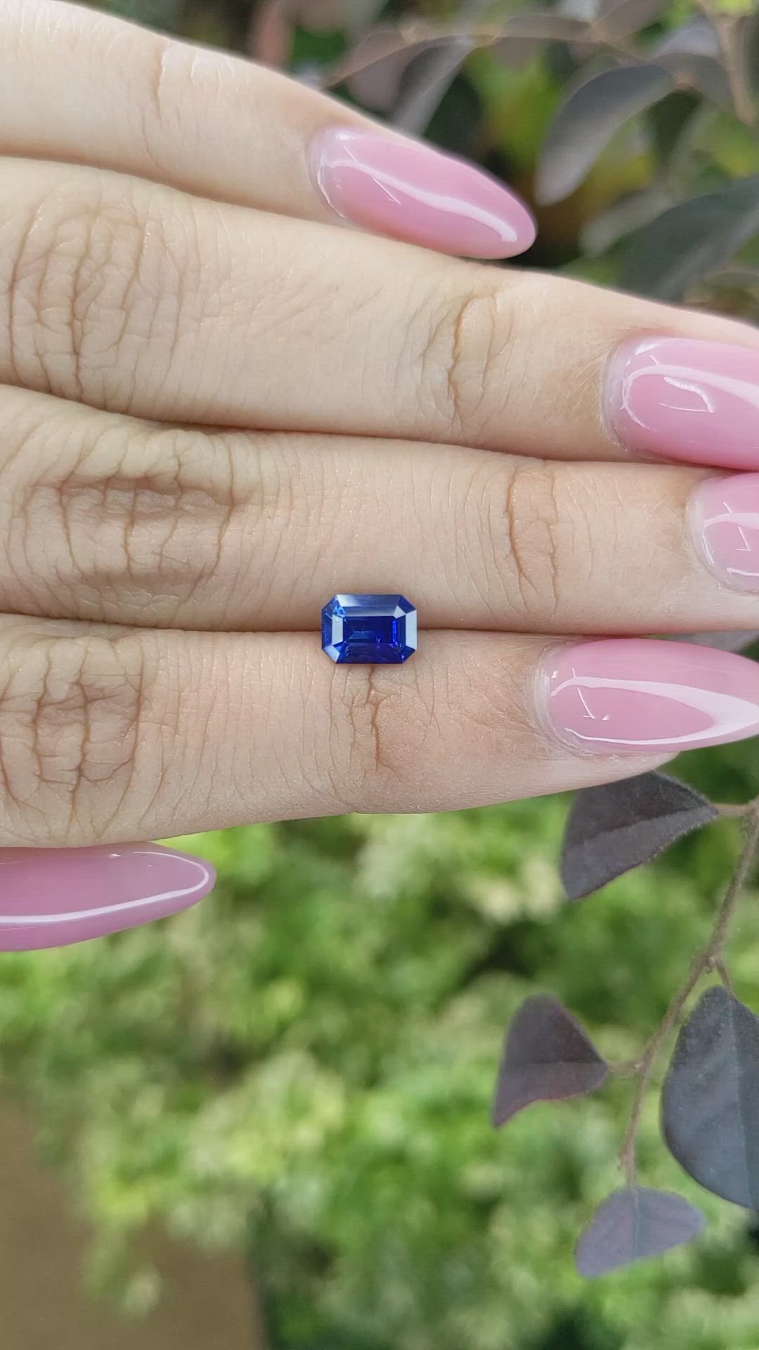 1.01 Ct. Blue Sapphire from Ceylon (Sri Lanka) Size Video