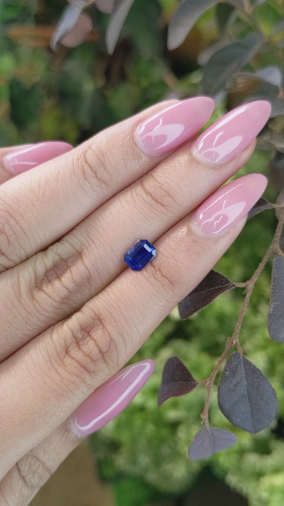 1.01 Ct. Blue Sapphire from Ceylon (Sri Lanka) Size Video
