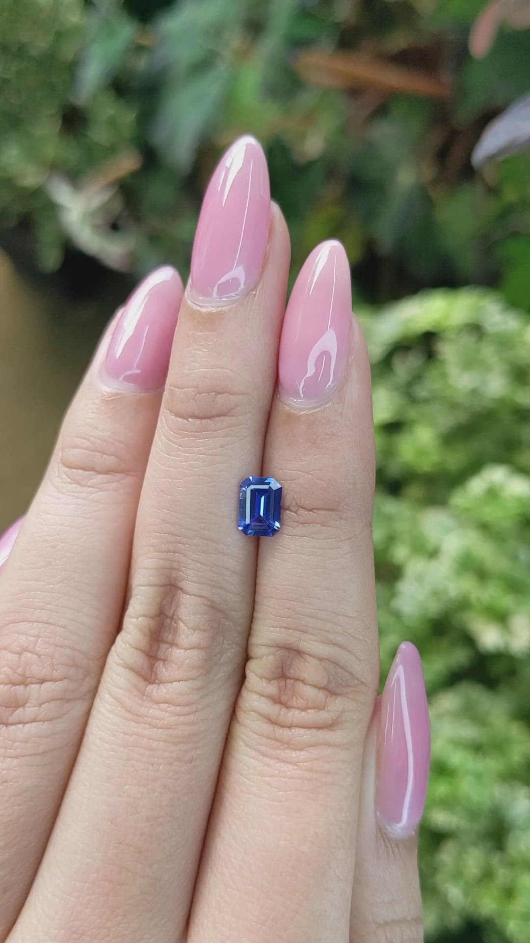 0.85 Ct. Blue Sapphire from Ceylon (Sri Lanka) Size Video