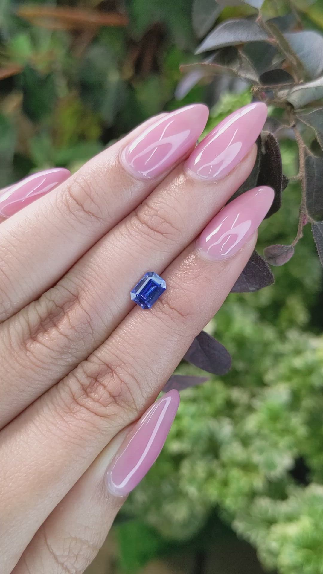 0.85 Ct. Blue Sapphire from Ceylon (Sri Lanka) Size Video