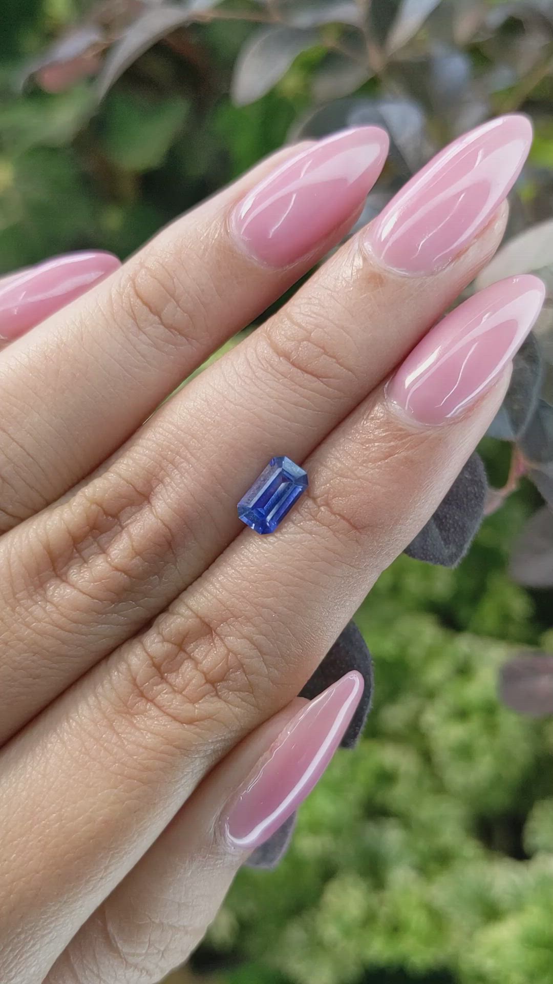 1.06 Ct. Blue Sapphire from Ceylon (Sri Lanka) Size Video
