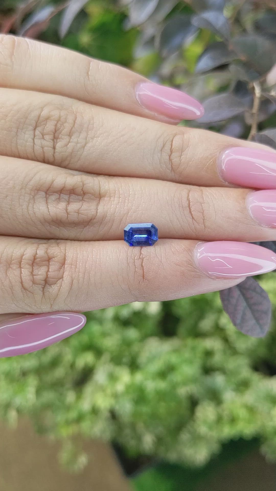 0.82 Ct. Blue Sapphire from Ceylon (Sri Lanka) Size Video