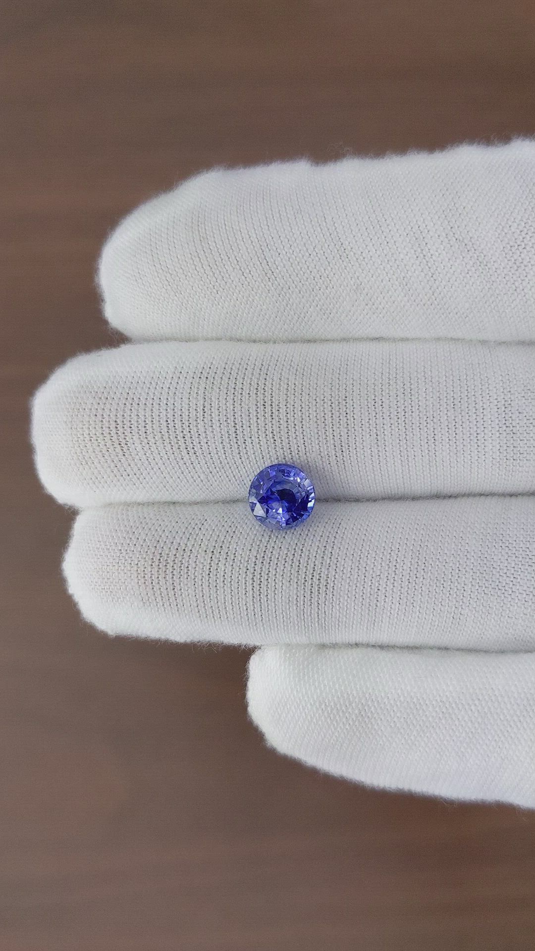 1.71 Ct. Blue Sapphire from Ceylon (Sri Lanka) Size Video