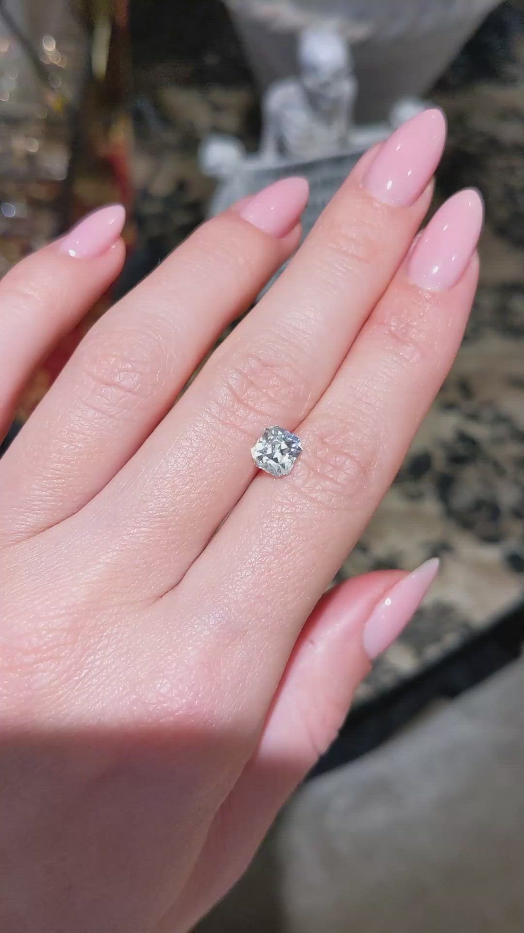 1.75 Ct. Bi Color Sapphire from Ceylon (Sri Lanka) Size Video