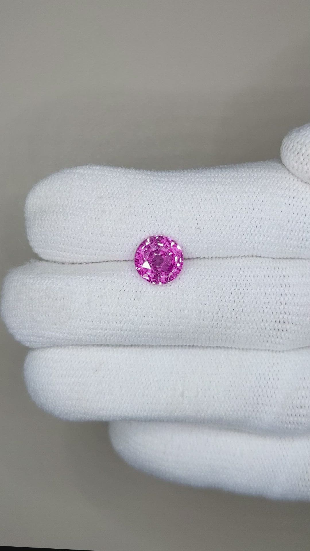 2.33 Ct. Purplish Pink Sapphire from Ceylon (Sri Lanka) Size Video