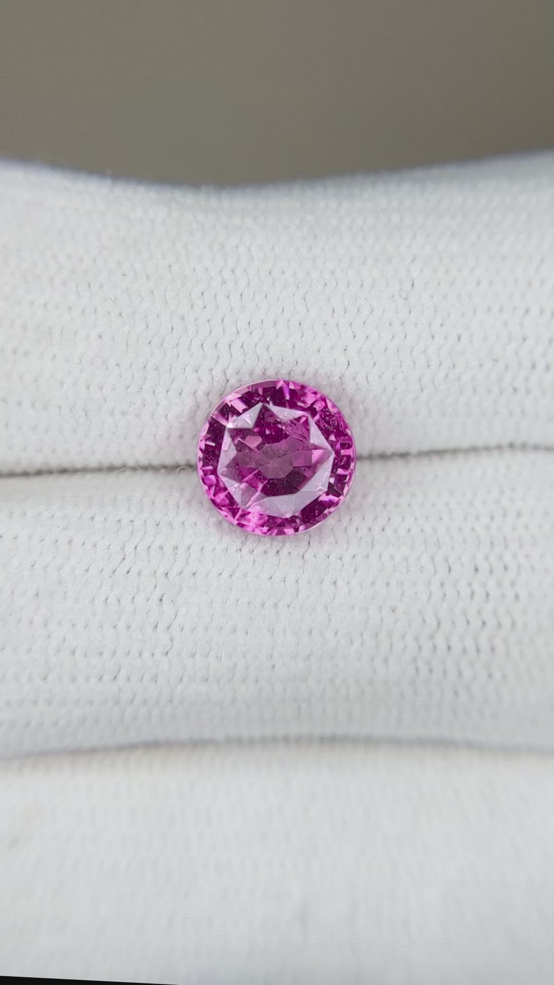 2.33 Ct. Purplish Pink Sapphire from Ceylon (Sri Lanka) Size Video
