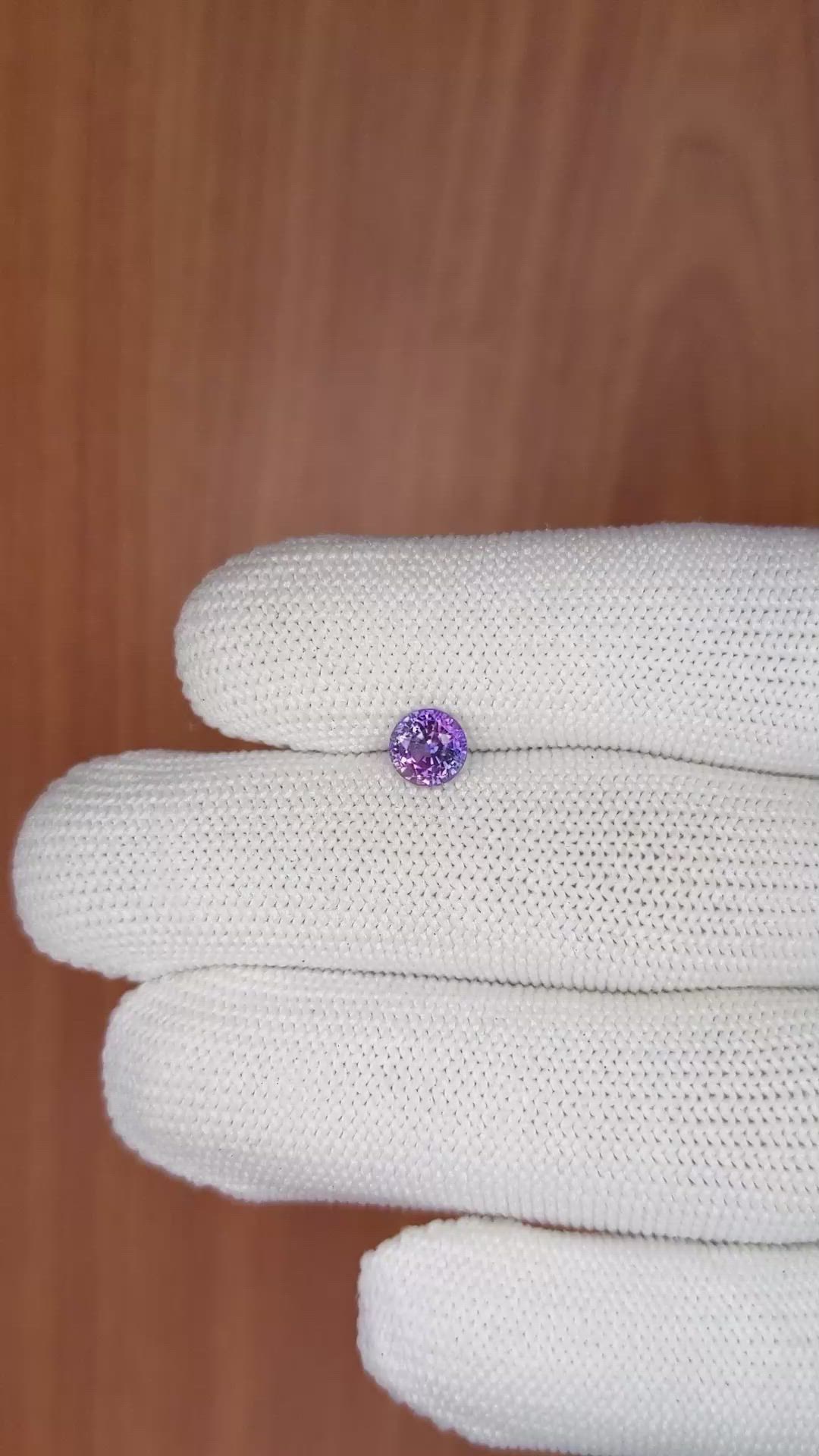 1.02 Ct. Bi Color Sapphire from Ceylon (Sri Lanka) Size Video