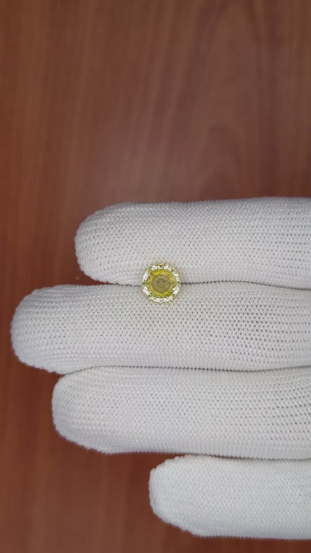 2.13 Ct. Yellow Sapphire from Ceylon (Sri Lanka) Size Video
