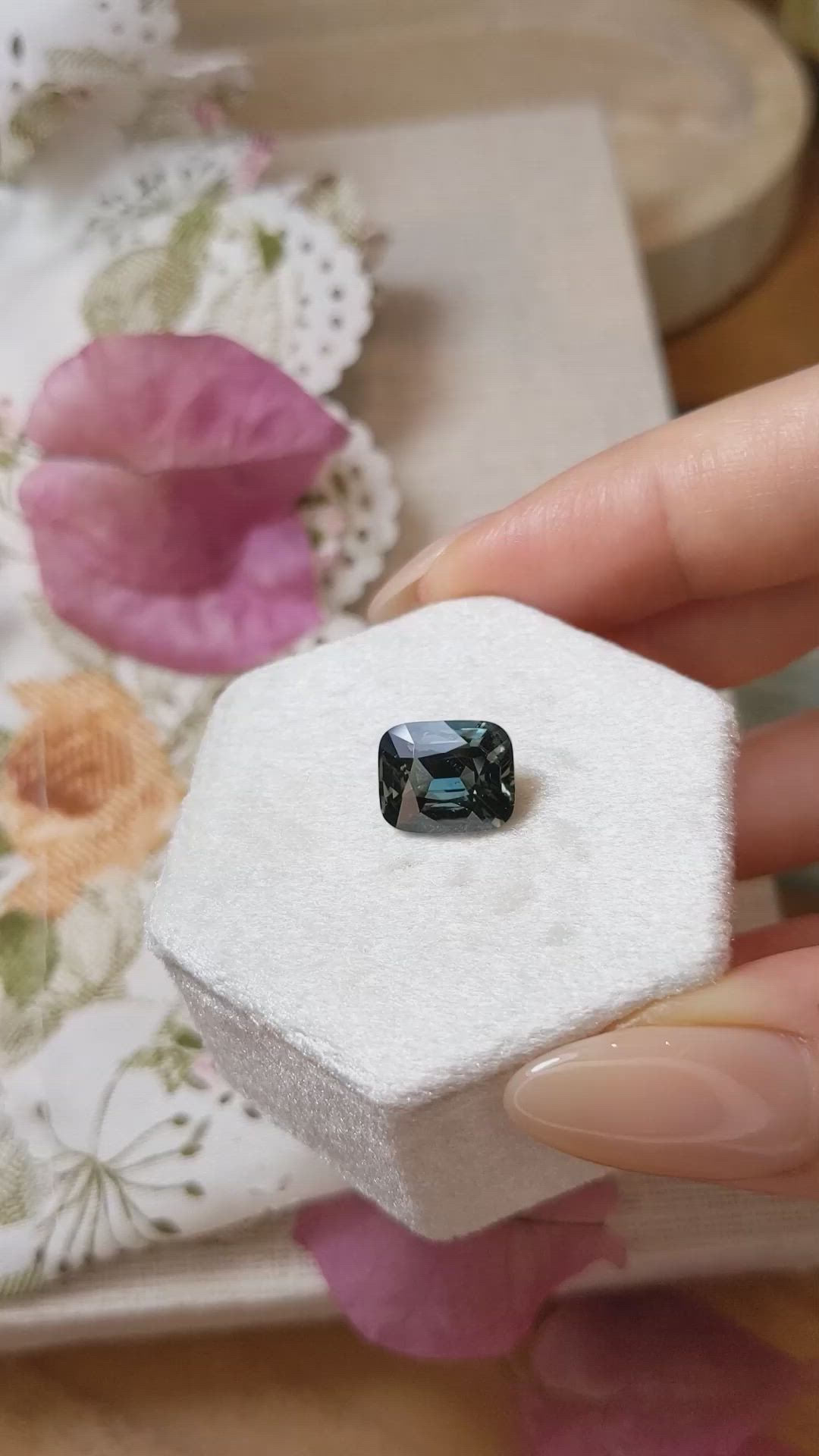 5.00 Ct. Color Change Sapphire from Ceylon (Sri Lanka) Size Video