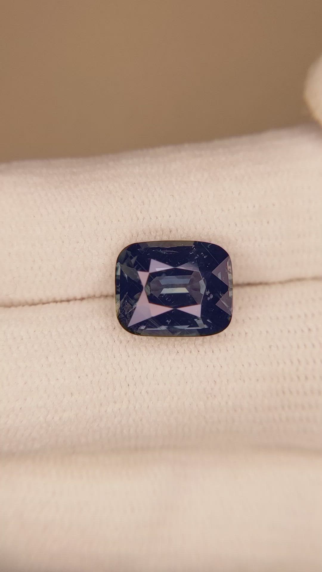 5.00 Ct. Color Change Sapphire from Ceylon (Sri Lanka) Size Video