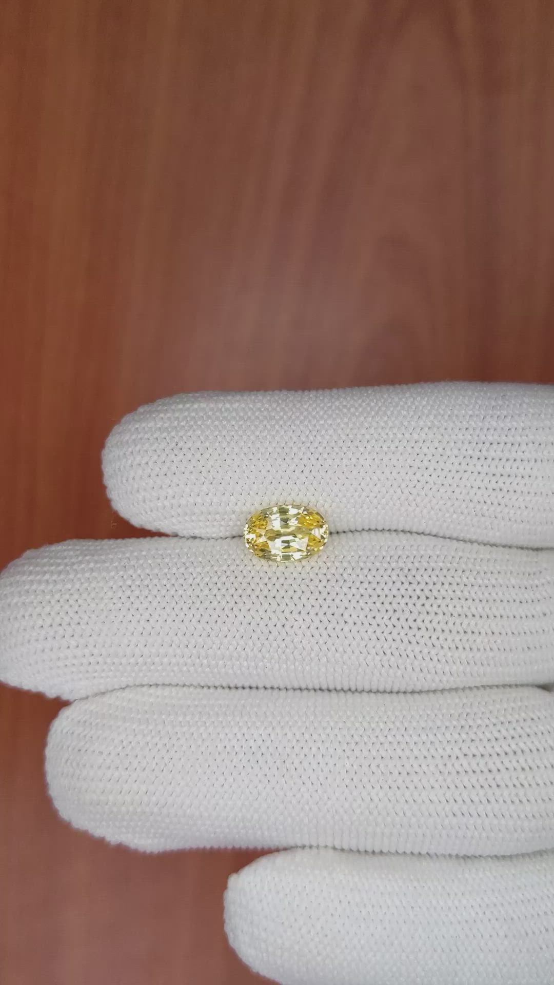 2.01 Ct. Yellow Sapphire from Ceylon (Sri Lanka) Size Video