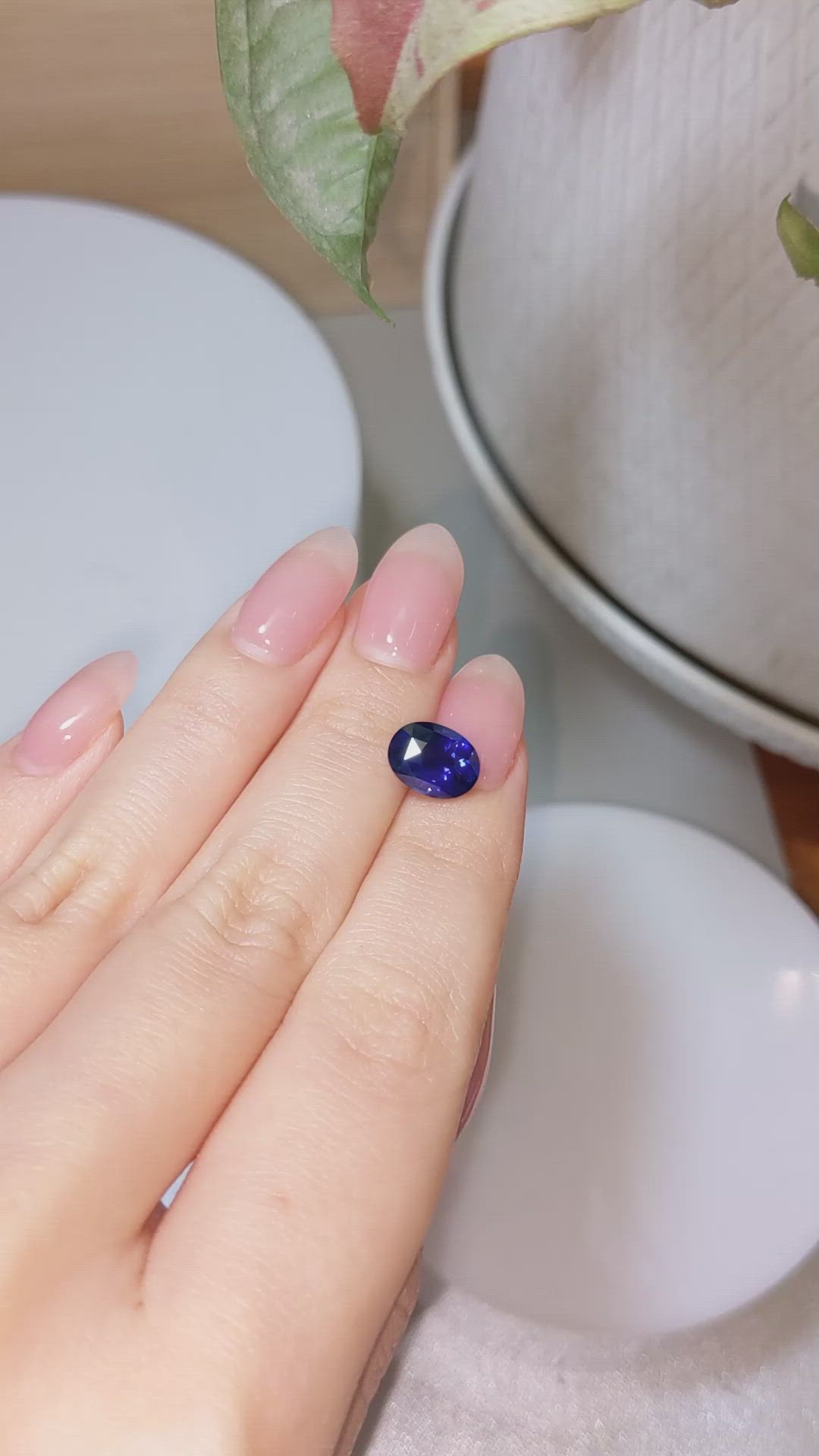 3.21 Ct. Blue Sapphire from Ceylon (Sri Lanka) Size Video