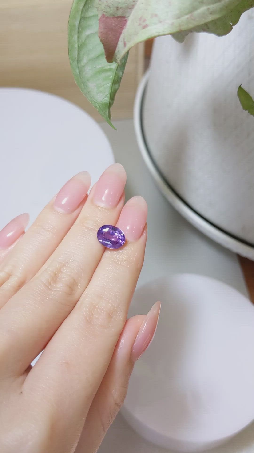 4.19 Ct. Purple Sapphire from Ceylon (Sri Lanka) Size Video