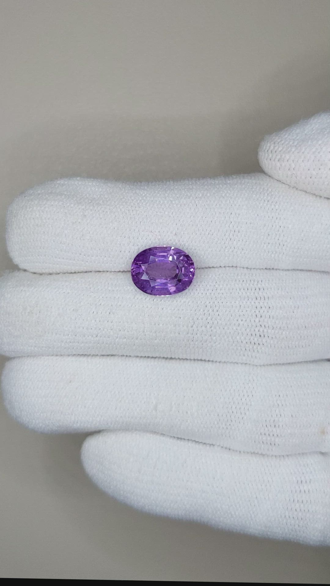4.19 Ct. Purple Sapphire from Ceylon (Sri Lanka) Size Video