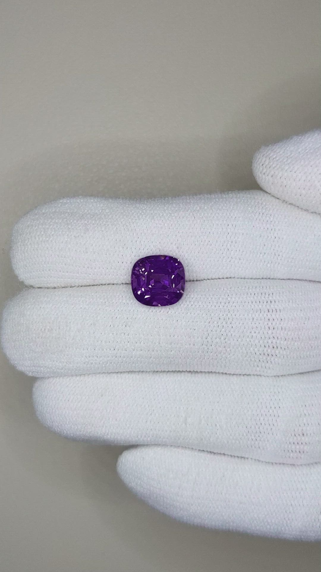 4.18 Ct. Purple Sapphire from Ceylon (Sri Lanka) Size Video