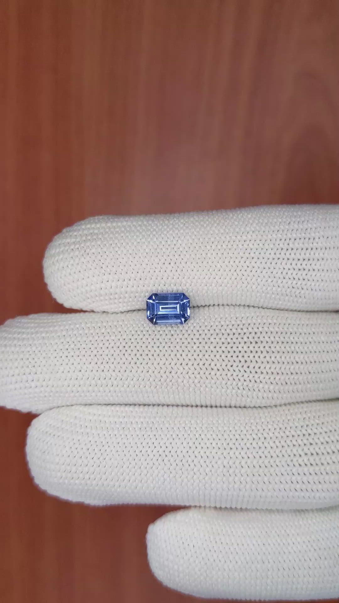 1.25 Ct. Blue Sapphire from Ceylon (Sri Lanka) Size Video