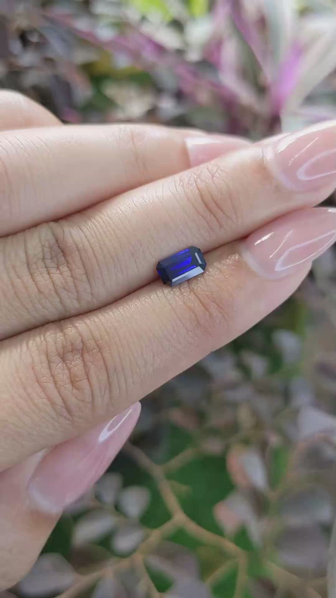 0.81 Ct. Blue Sapphire from Ceylon (Sri Lanka) Size Video