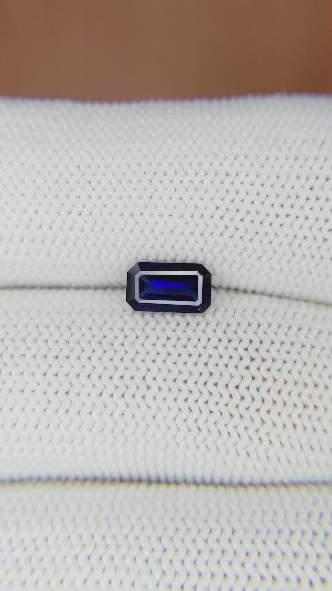0.81 Ct. Blue Sapphire from Ceylon (Sri Lanka) Size Video