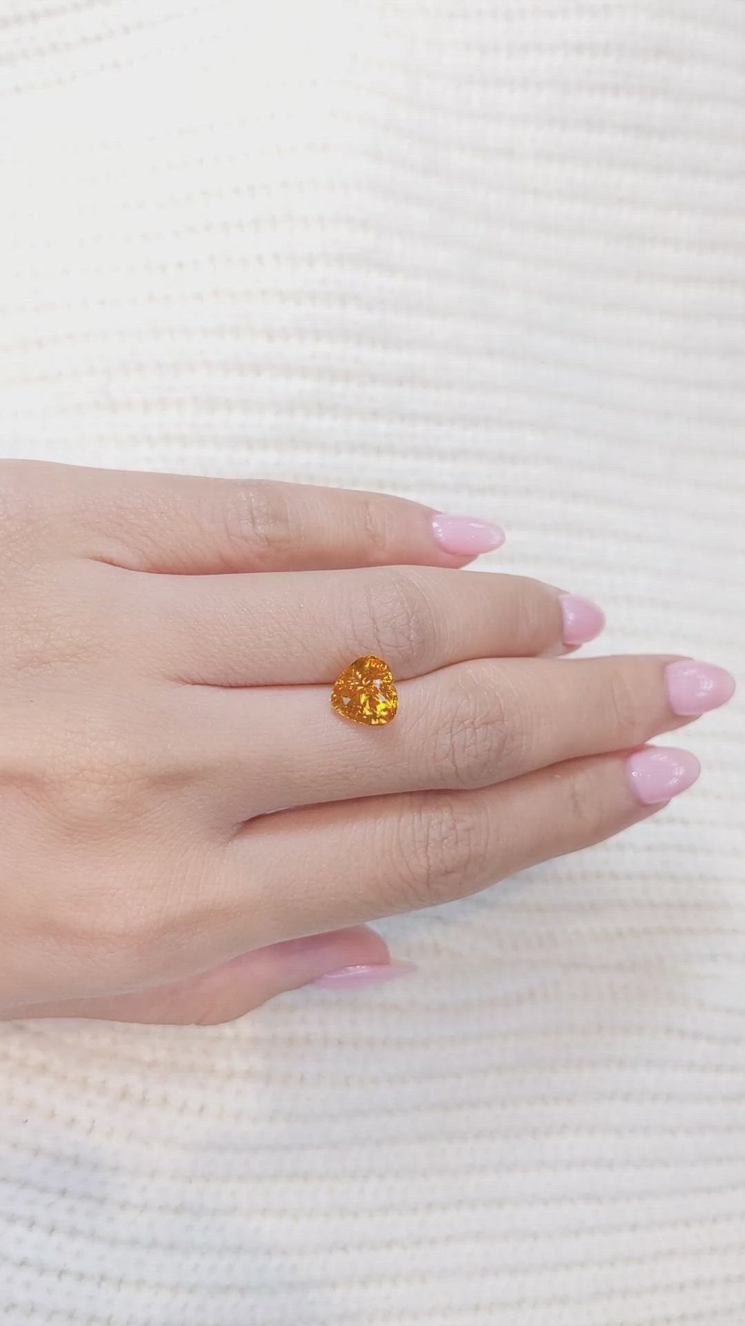 4.02 Ct. Orange Sapphire from Ceylon (Sri Lanka) Size Video