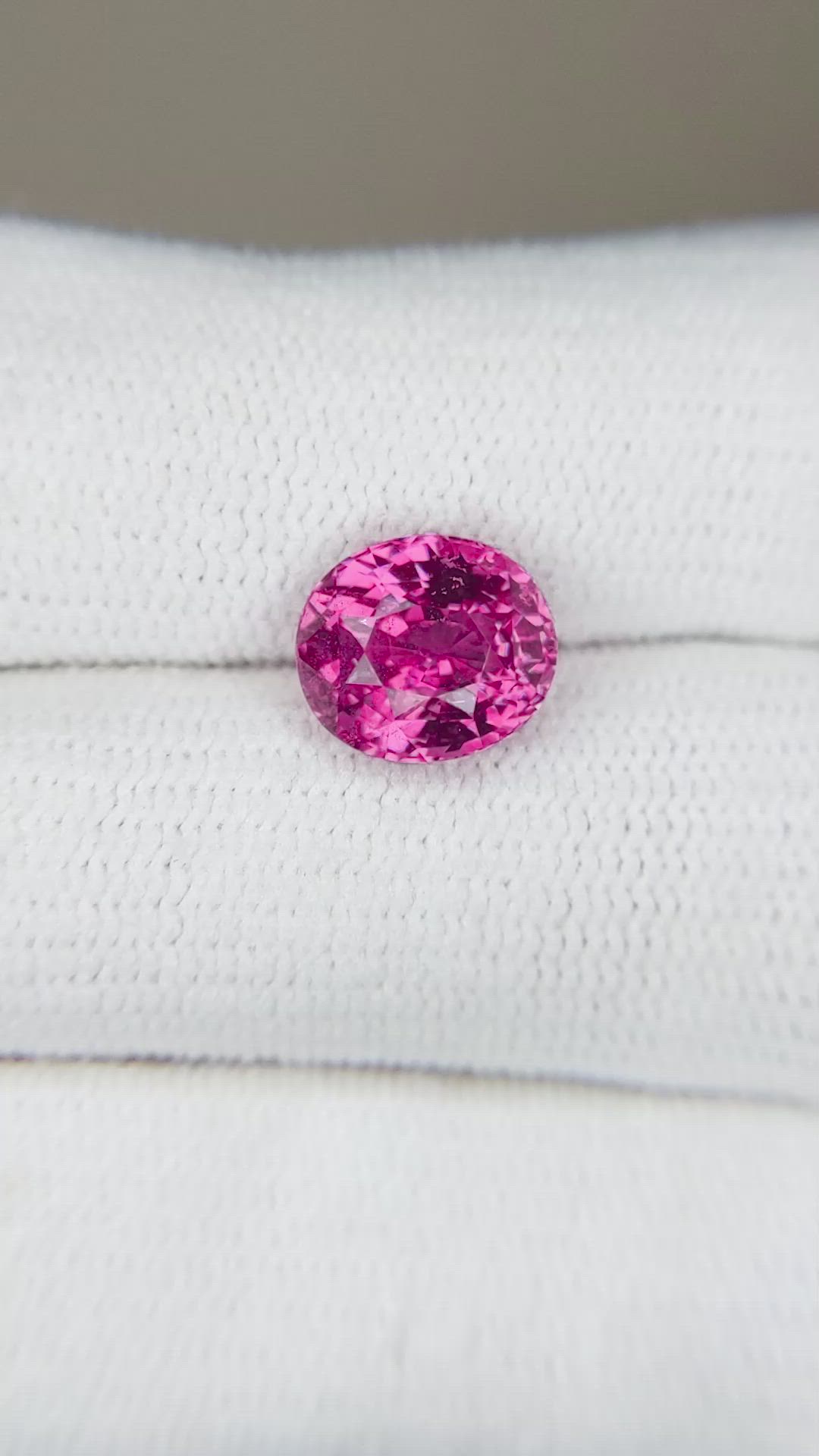 3.02 Ct. Pink Sapphire from Ceylon (Sri Lanka) Size Video