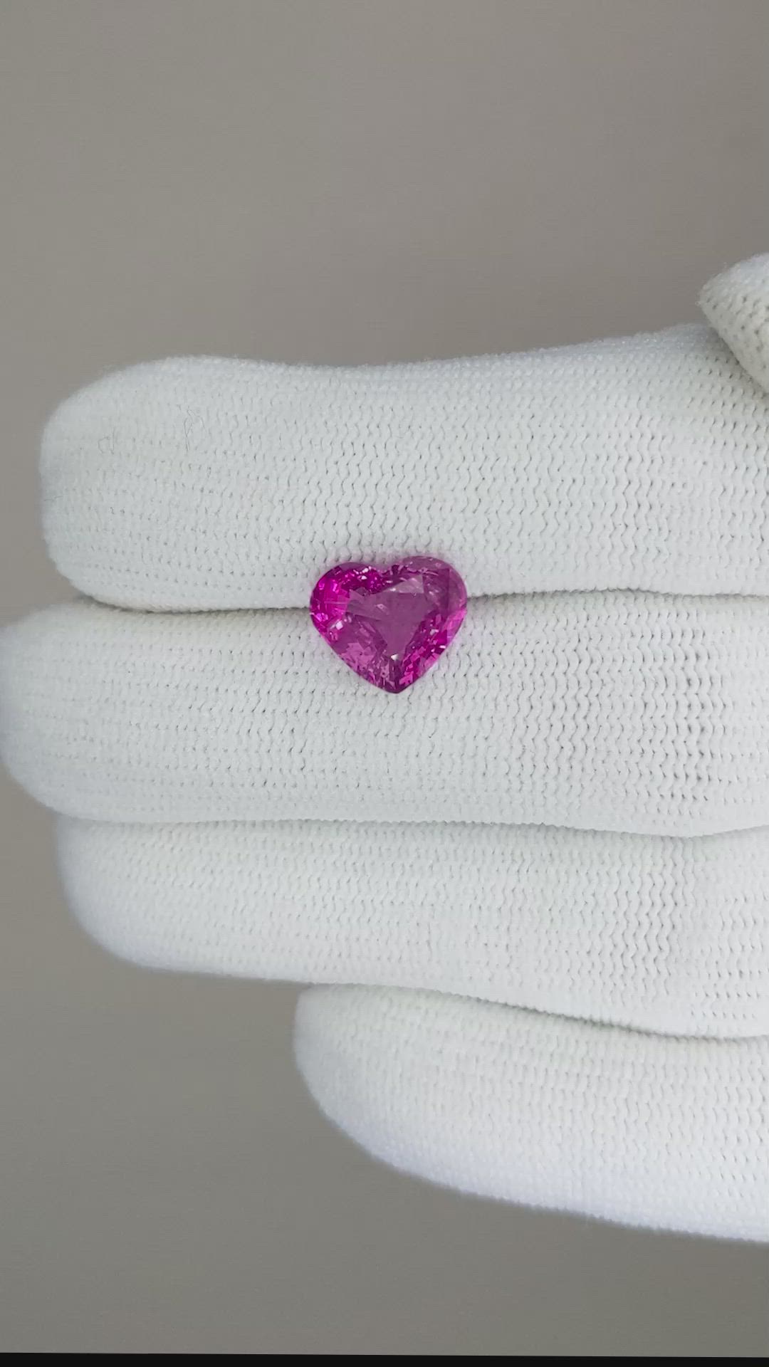 3.06 Ct. Purplish Pink Sapphire from Ceylon (Sri Lanka) Size Video