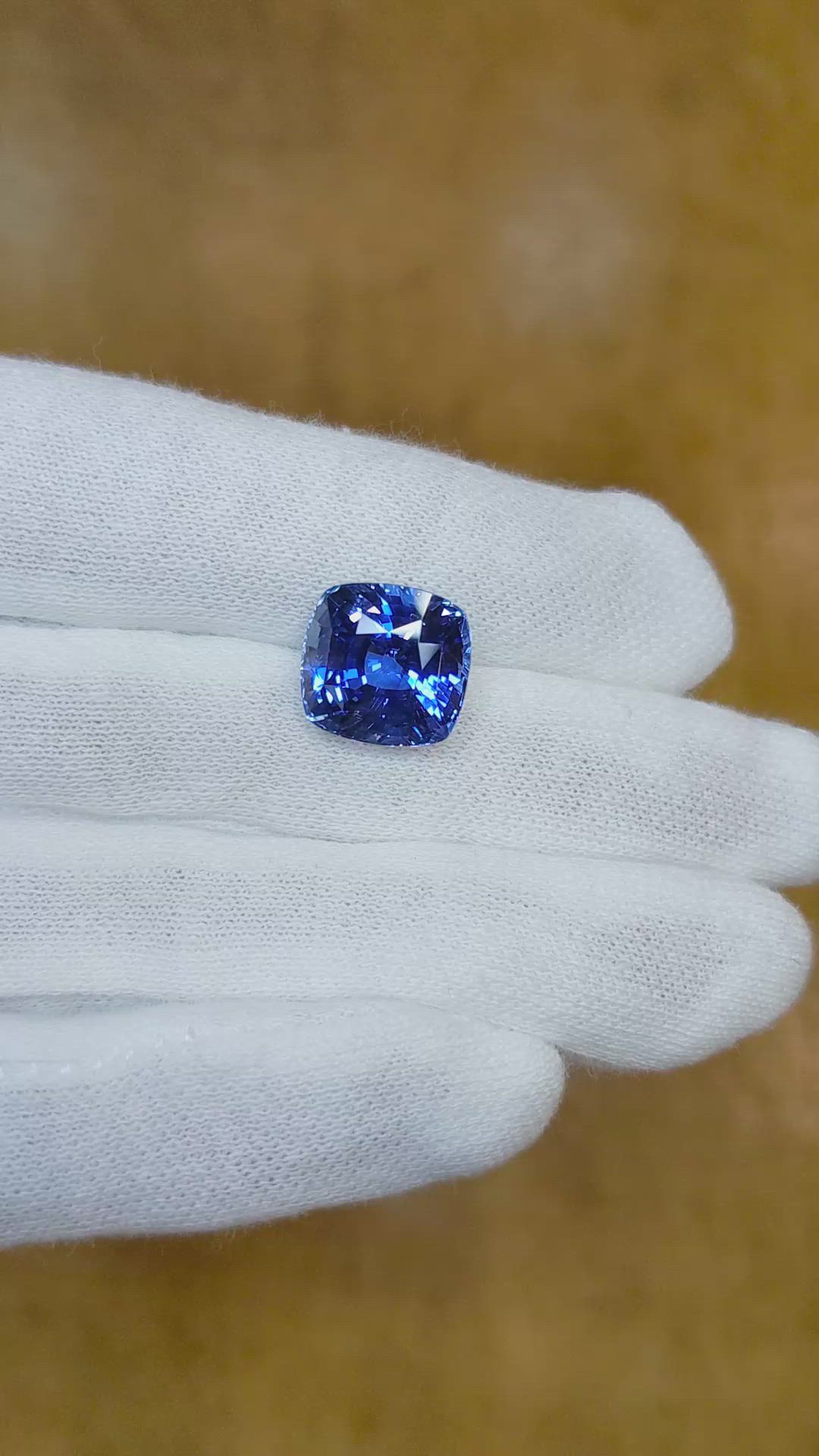 10.19 Ct. Blue Sapphire from Ceylon (Sri Lanka) Size Video