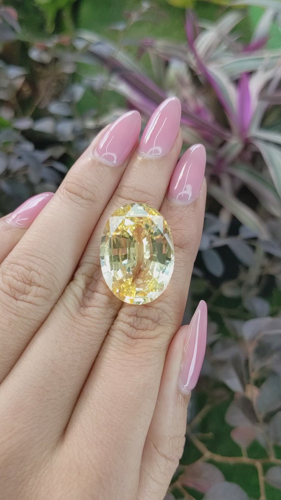 32.90 Ct. Yellow Sapphire from Ceylon (Sri Lanka) Size Video