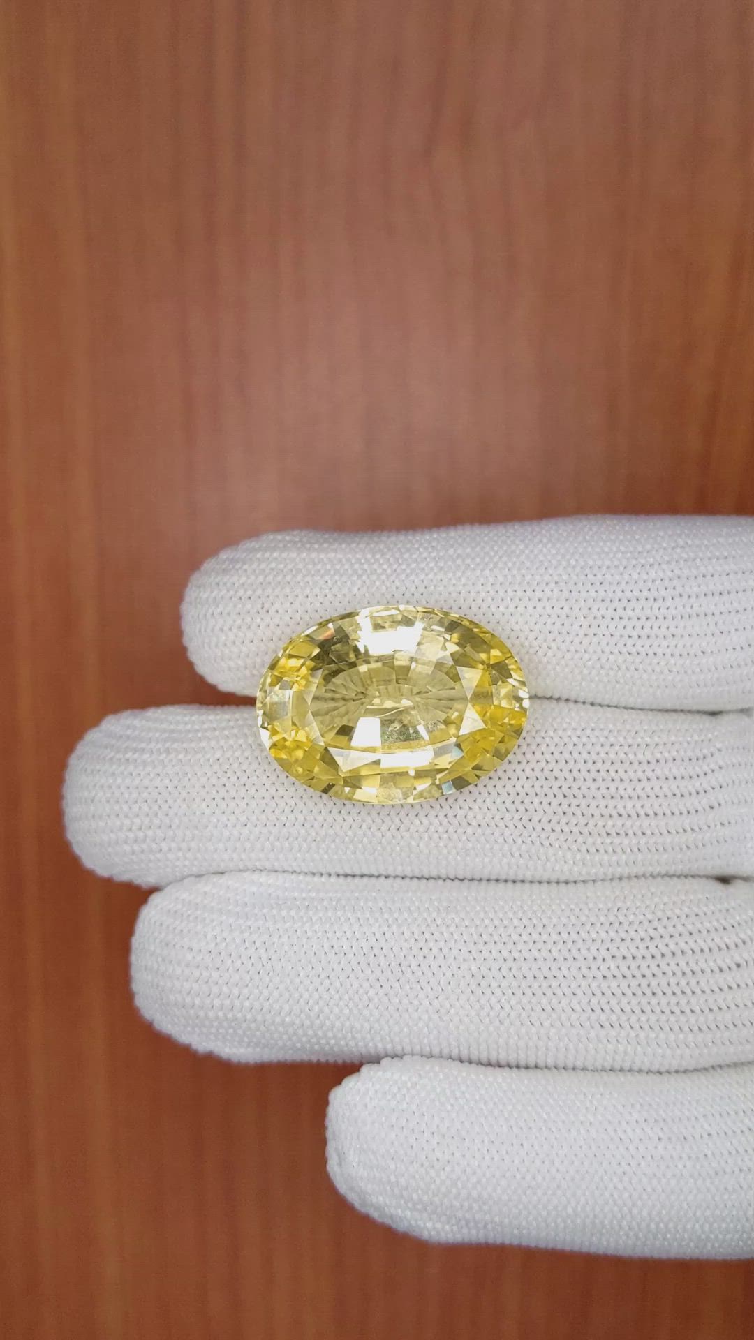 32.90 Ct. Yellow Sapphire from Ceylon (Sri Lanka) Size Video