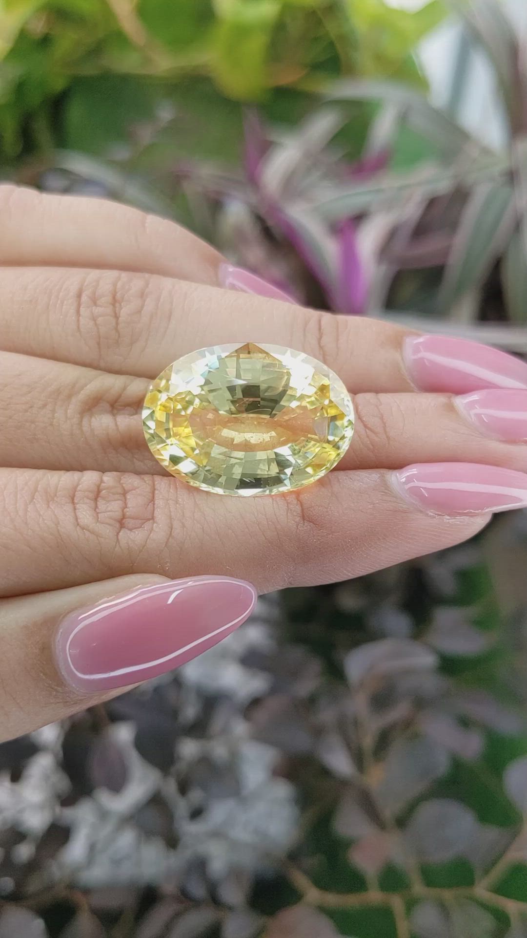 32.90 Ct. Yellow Sapphire from Ceylon (Sri Lanka) Size Video