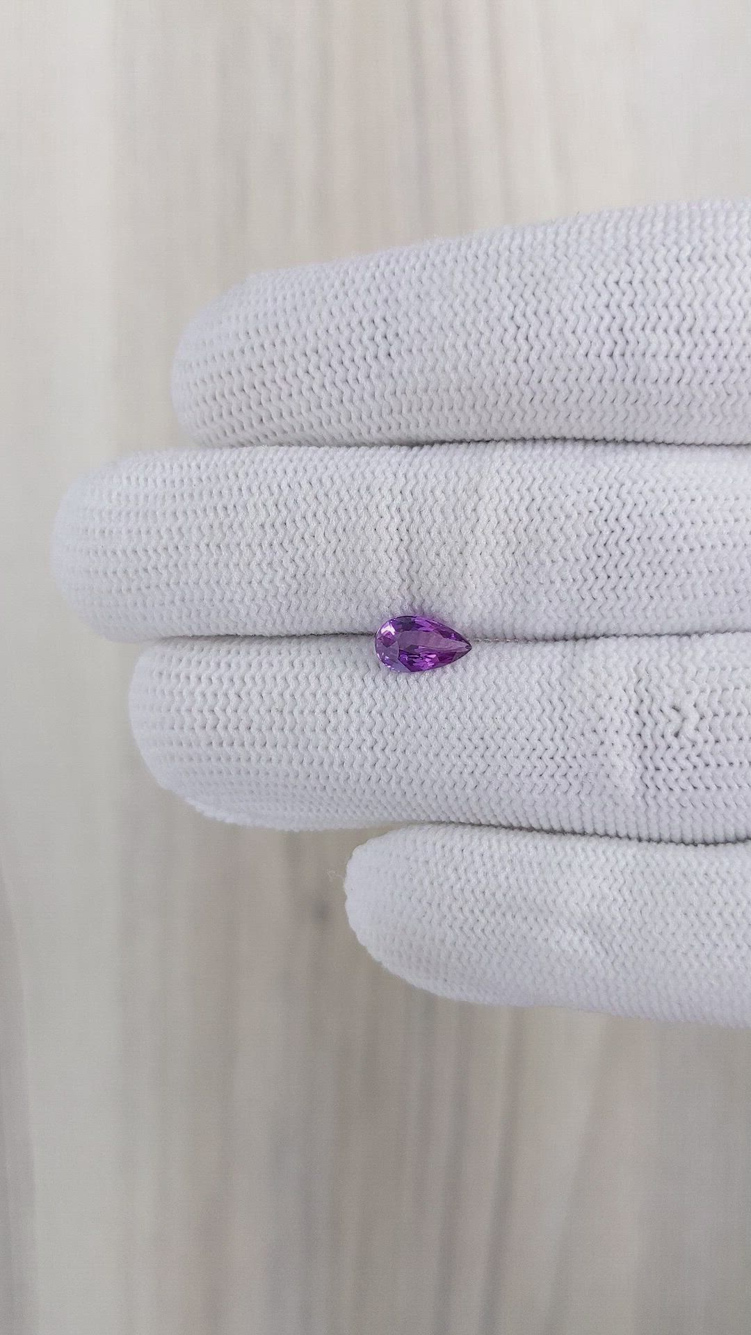 1.03 Ct. Pinkish Purple Sapphire from Tanzania Size Video