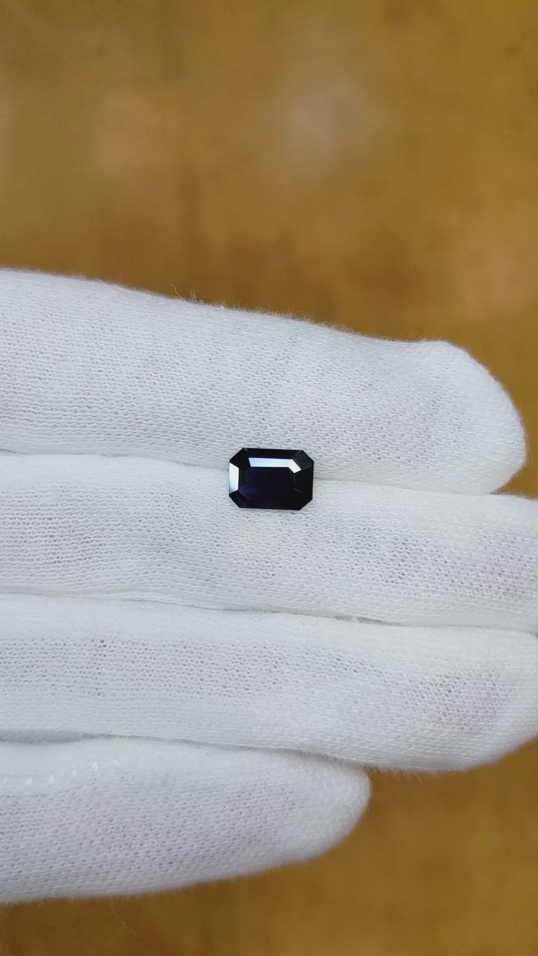 1.52 Ct. Blue Sapphire from Thailand Size Video